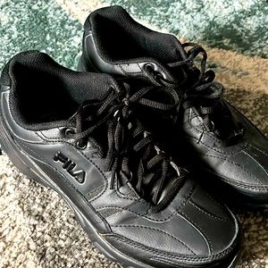 Fila black leather shoes size 11 new w/o tags